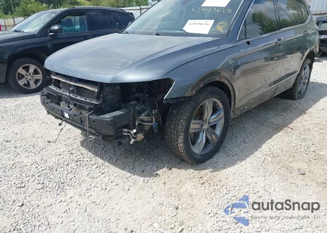 2019 Volkswagen Tiguan 2.0T Sel Premium/2.0T Sel Premium R-Line из США, поврежденный, VIN 3VV4B7AX0KM007628